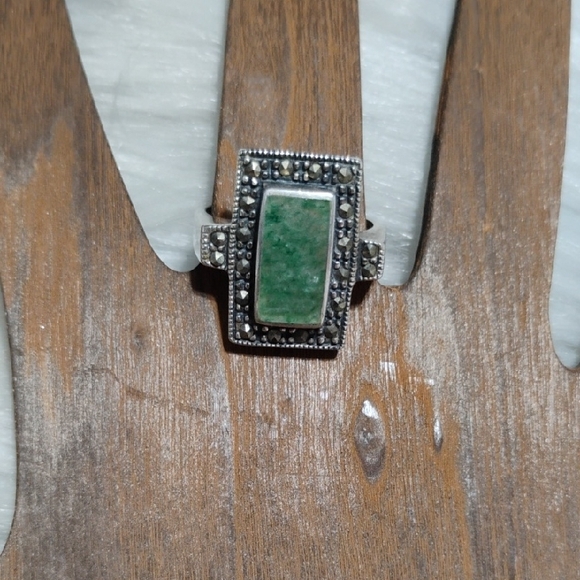 Vtg 925 Sterling Silver Ring W Rectangular Green Jade Gemstone - Picture 13 of 13